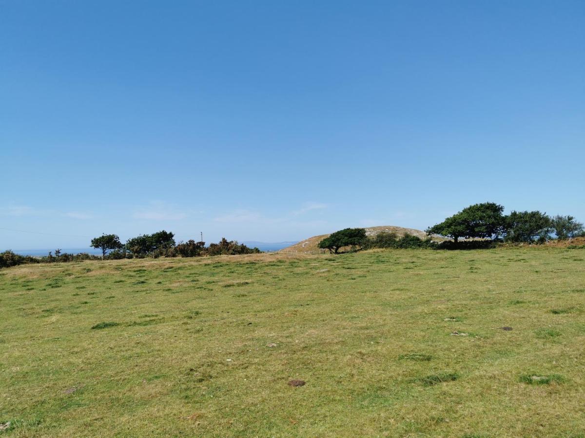 Ty Gwennol Near Gilfach Goch Apartment Llanbedr  Luaran gambar